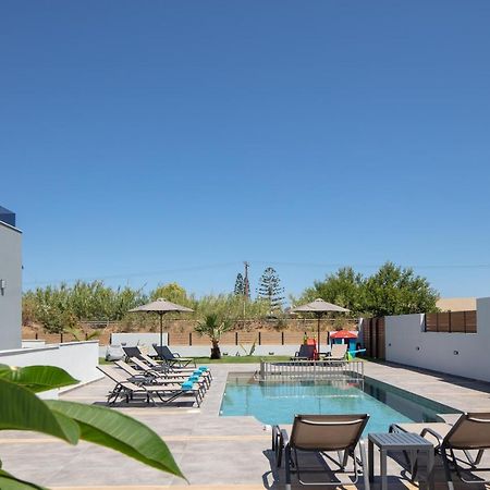 Sunnyside Villas, Ideal For Vibrant Stays,By Thinkvilla Pigianos Kampos  Buitenkant foto
