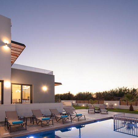 Sunnyside Villas, Ideal For Vibrant Stays,By Thinkvilla Pigianos Kampos  Buitenkant foto