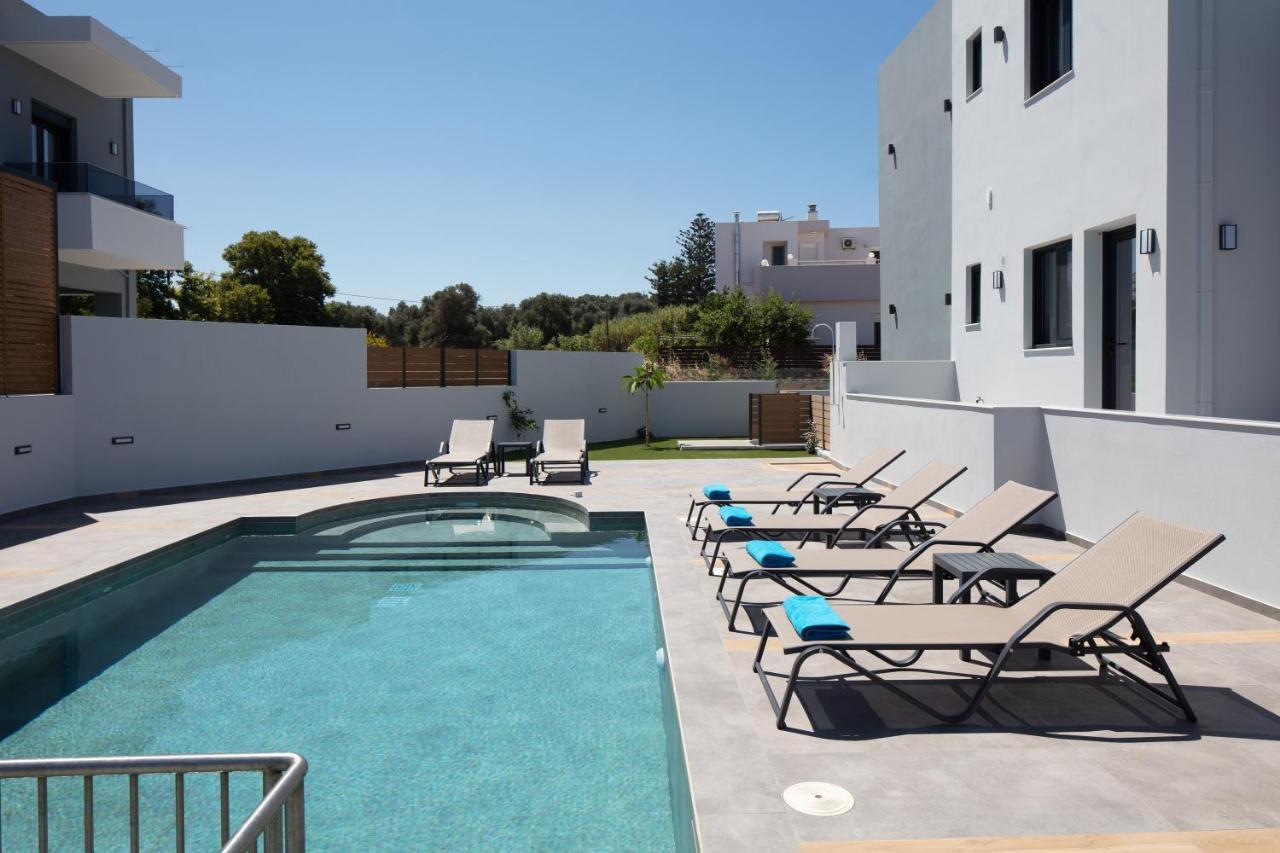 Sunnyside Villas, Ideal For Vibrant Stays,By Thinkvilla Pigianos Kampos  Buitenkant foto