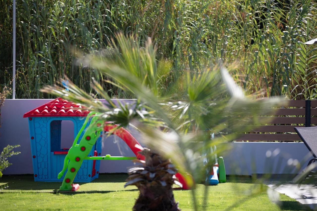 Sunnyside Villas, Ideal For Vibrant Stays,By Thinkvilla Pigianos Kampos  Buitenkant foto