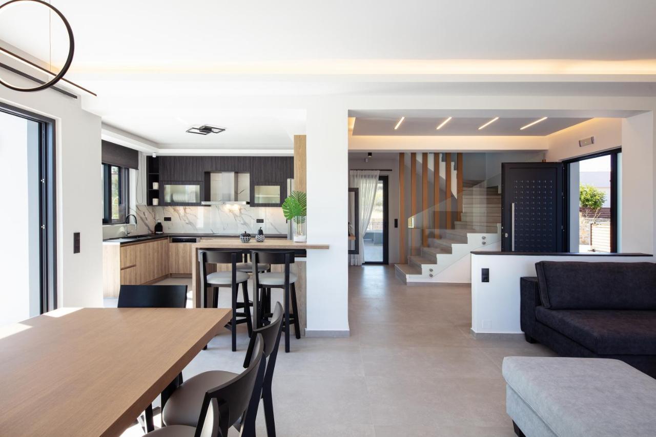 Sunnyside Villas, Ideal For Vibrant Stays,By Thinkvilla Pigianos Kampos  Buitenkant foto