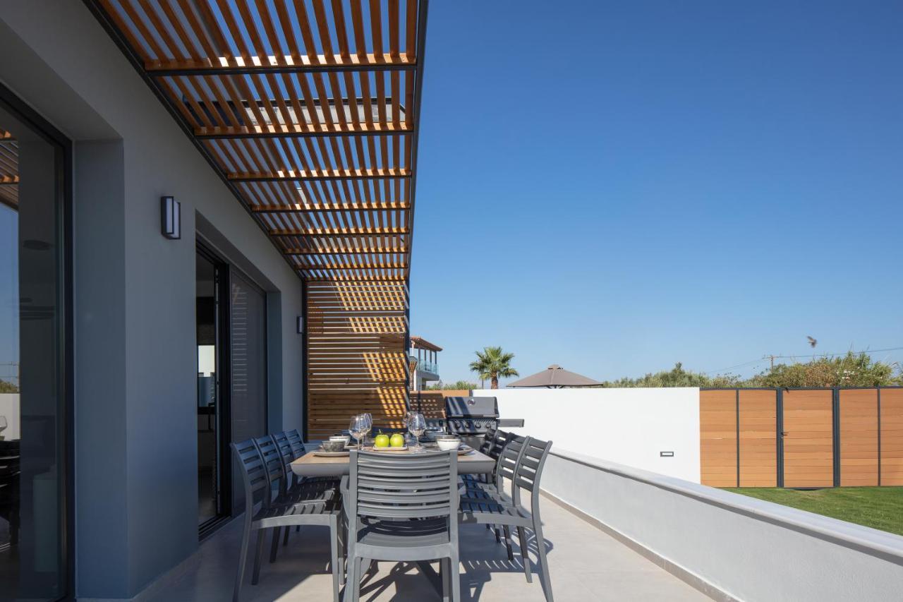 Sunnyside Villas, Ideal For Vibrant Stays,By Thinkvilla Pigianos Kampos  Buitenkant foto